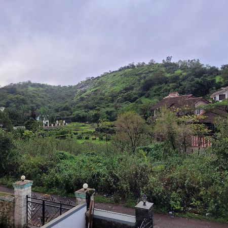 Luna Villa By Angel Stay - Three Bedroom Villa In Lonavla Exterior foto