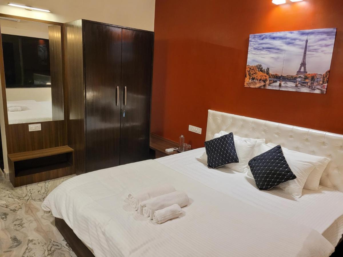 Luna Villa By Angel Stay - Three Bedroom Villa In Lonavla Exterior foto